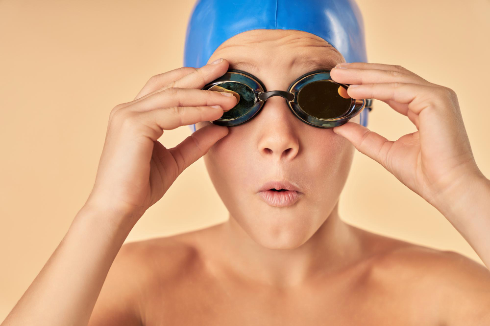 משקפי שחייה - שמירה על העיניים בבריכה