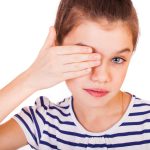 בעיות עיניים אצל ילדים - כיסוי עין אחת